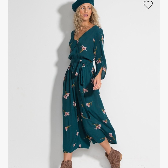 Billabong green floral jumpsuit small twist back - Picture 4 of 7